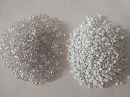 Macchina per il riciclaggio di pellet di PE con sistema di raffreddamento ad acqua di capacità 200-1000 kg/h
